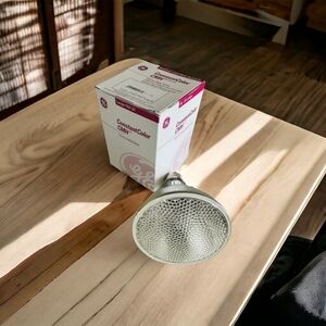 GE PAR 30 M130 Constant Color Metal Halide Lamp CMH Bulb Ceramic Metal Lamp
